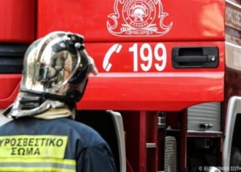 Περιστέρι: Πυρκαγιά σε διαμέρισμα – Χωρίς τις αισθήσεις της εντοπίστηκε ηλικιωμένη