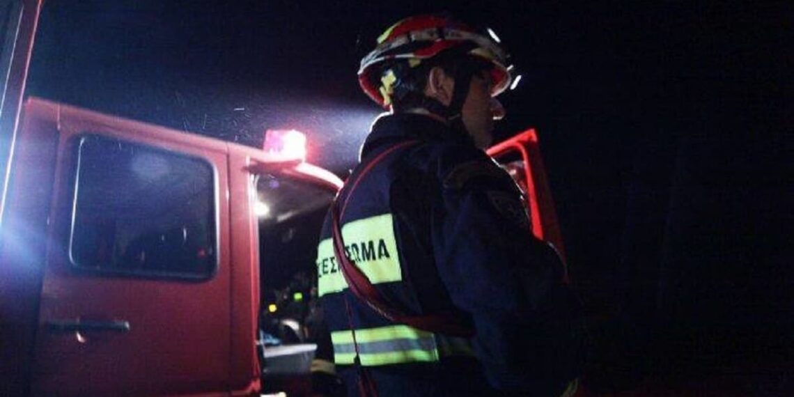 Φωτιά σε διαμέρισμα Αγρινιώτισσας στην Πάτρα – Μεταφέρθηκε στο νοσοκομείο