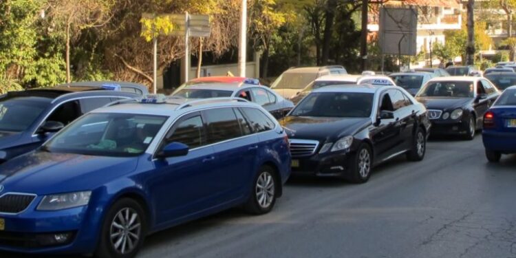 Χωρίς ταξί για δύο μέρες η Θεσσαλονίκη – Οι αυτοκινητιστές συμμετέχουν στην πανελλαδική απεργία
