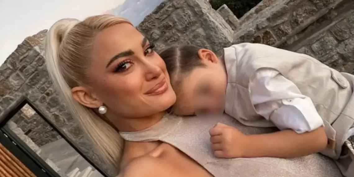 Ιωάννα Τούνη: «Προέχει η υγεία του παιδιού» – Στο νοσοκομείο ο γιος της, Πάρης! (βίντεο)