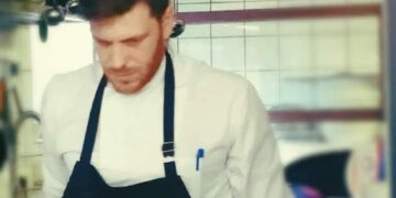 Αγρίνιο: «Καλό ταξίδι λεβέντη μου στο φως», συγκινεί η μητέρα του Χριστόφορου Τσιρώνη – Αποφάσισαν να δωρίσουν τα όργανά του