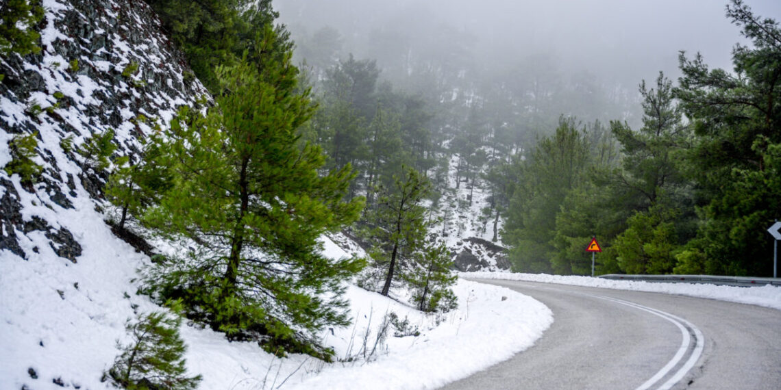 Στο έλεος της κακοκαιρίας η Ήπειρος και η Ευρυτανία: Σε επιφυλακή οι αρχές