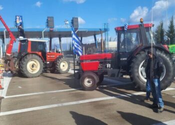 Ιόνια Οδός: Μπλόκο επ’ αόριστον από τους αγρότες στα διόδια του Αγγελοκάστρου – Ποιες άλλες κινητοποιήσεις εξετάζονται