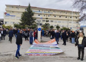 Μεσολόγγι: Μεγάλη συμμετοχή στο συλλαλητήριο για το νοσοκομείο (φωτο)