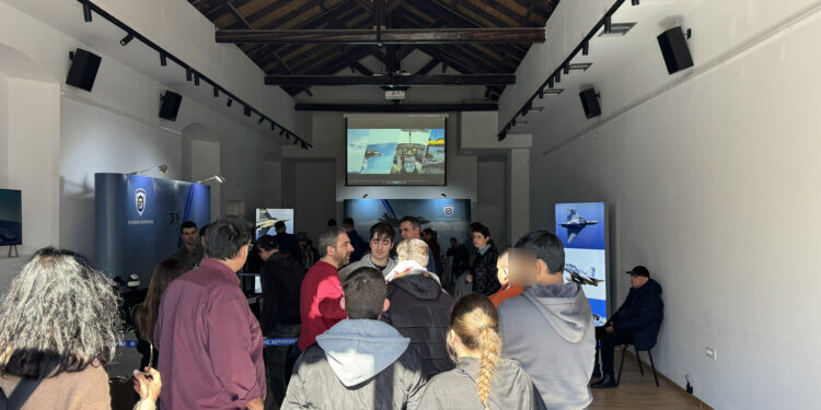 Μεγάλη ανταπόκριση μαθητών στο “F-16 & F-35 Flight Simulator Experience” στο Μεσολόγγι