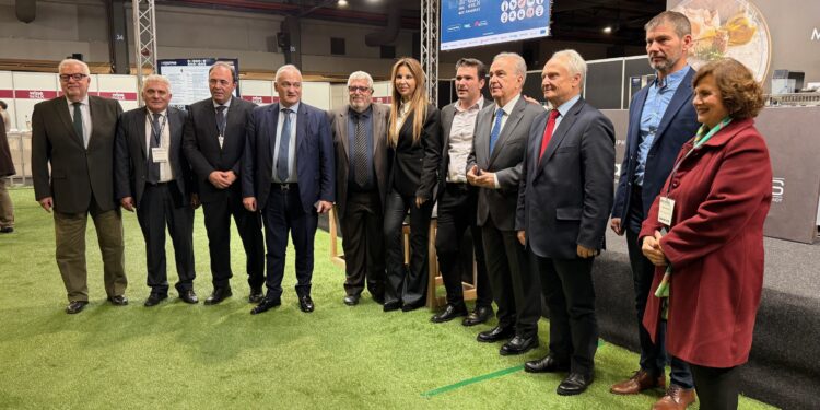 Με επιτυχία η συμμετοχή της ΠΔΕ στην έκθεση ΕΞΠΟΤΡΟΦ