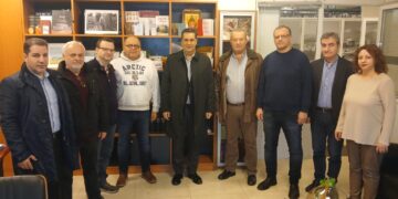 Γενναιόδωρη προσφορά ιατρικής συσκευής (απινιδωτή) στη Δ. Ο.Υ. Αγρινίου