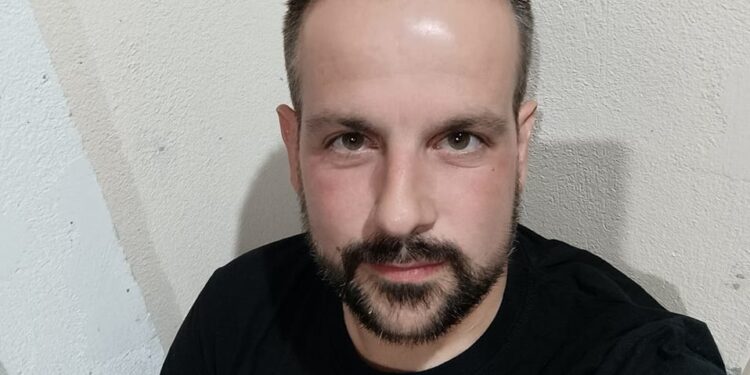 Αγρίνιο – Θάνατος 38χρονου: Ανείπωτη θλίψη για τον Βάιο Μουτόπουλο