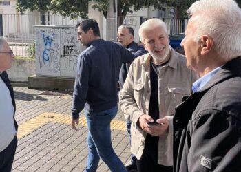 Η ΔΕΕΠ ΝΔ «τρέχει», η Νομαρχιακή ΠΑΣΟΚ… περιμένει