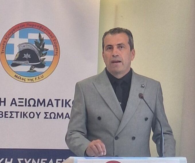 Κλειστή η οδός Λιμναίας στην Αμφιλοχία-Ανησυχία για την κατολίσθηση δίπλα σε σπίτια