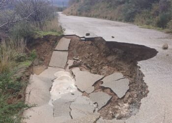 Καθιζήσεις σε όλο το οδικό δίκτυο της Άνω Μακρυνους