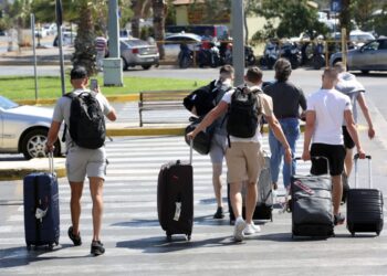 Τουρισμός: Ποιοι προορισμοί παίρνουν προβάδισμα στην Ελλάδα