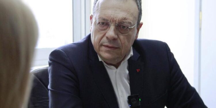 Περιοδεία Φάμελλου στην Αιτωλοακαρνανία: “Με μεγάλα κενά και χωρίς παιδίατρο το νοσοκομείο του Μεσολογγίου” (ΒΙΝΤΕΟ)