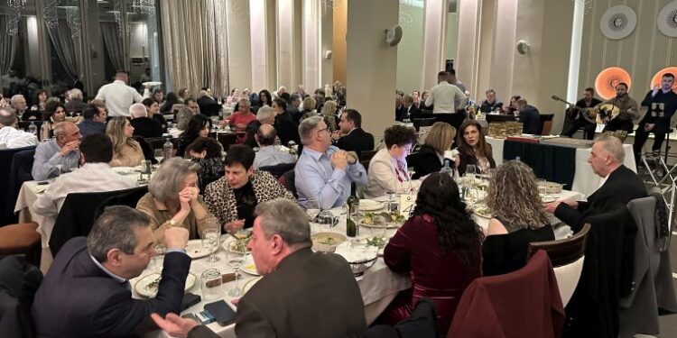 Με απόλυτη επιτυχία ο Ετήσιος Χορός και η Κοπή Πίτας του Ιατρικού Συλλόγου Αγρινίου