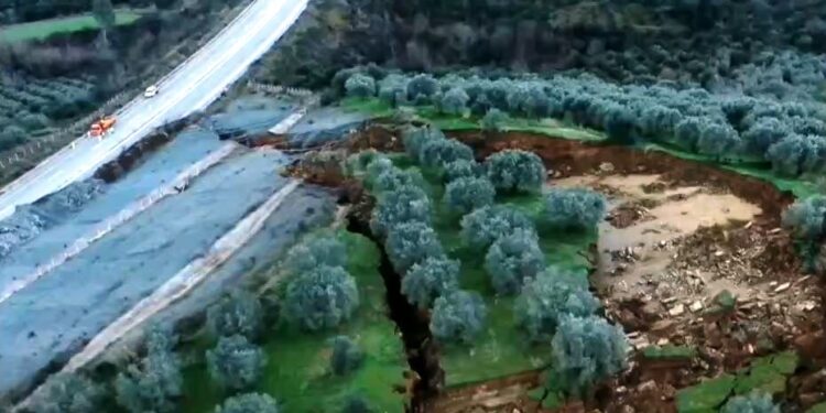 Ιόνια Οδός: Τι προβλέπει το χρονοδιάγραμμα για την επαναλειτουργία της με φόντο την κατολίσθηση