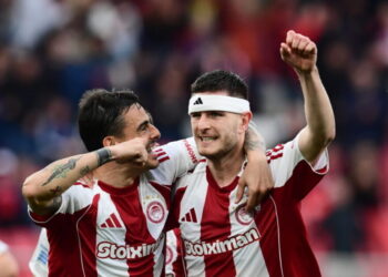 Ολυμπιακός – Παναιτωλικός 2-0: Πιρόλα και Γιαζίτσι υπέγραψαν την επιστροφή των Πειραιωτών στην κορυφή της Super League