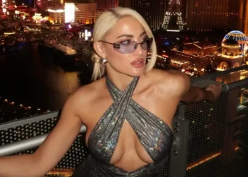 «Επιτέλους ταξίδι χωρίς να πληρώσω» – Η Ιωάννα Τούνη στέλνει δημόσια… σπόντα για το ταξίδι-έκπληξη απο τον συντροφό της [βίντεο]