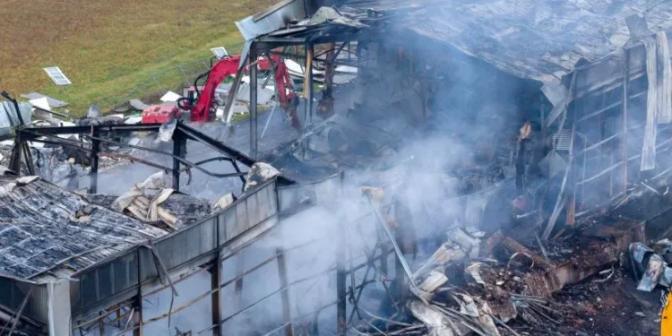 Σε πλήρη εξέλιξη η εισαγγελική έρευνα για την έκρηξη στο εργοστάσιο «Βιολάντα»