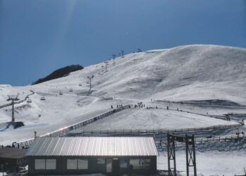 Ιωάννινα: Καθαρά Δευτέρα στο χιονοδρομικό κέντρο Ανηλίου