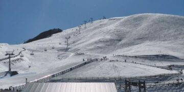 Ιωάννινα: Καθαρά Δευτέρα στο χιονοδρομικό κέντρο Ανηλίου