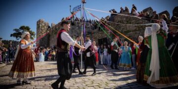 Το Επαχτίτικο Καρναβάλι κέρδισε τις εντυπώσεις