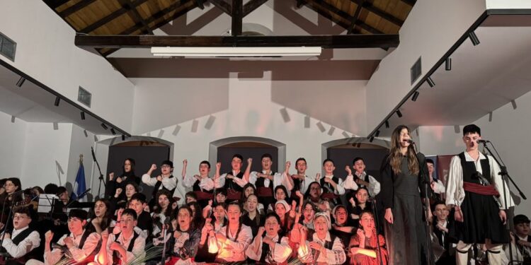 Το Μουσικό Σχολείο Πειραιά συγκίνησε το Μεσολόγγι με την παράσταση, «Με λογισμό και μ’ όνειρο»