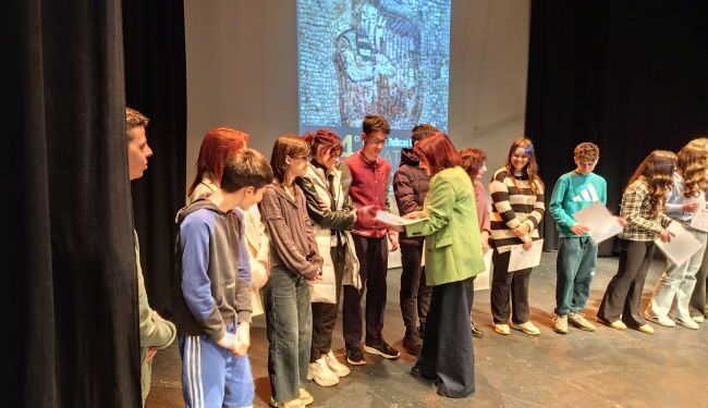 Τελετή λήξης του 14ου Πανελλήνιου Μαθητικού Φεστιβάλ Θεάτρου του Δήμου Αγρινίου