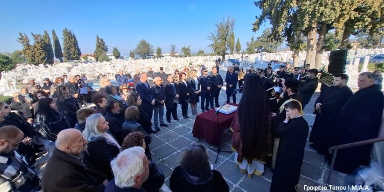 Αγρίνιο, Δημοτικό Κοιμητήριο, Σάββατο του Αγίου Θεοδώρου