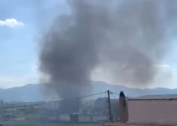 Ανεξέλεγκτες φωτιές και καπνοί ταλαιπωρούν την περιοχή Αη Βασιλιώτικα Αγρινίου