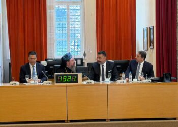 Η καθιερωμένη δεξίωση στο Αγρίνιο για την 25η Μαρτίου (βιντεο-φωτο)