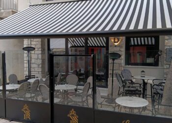 Μεσολόγγι: Τα 200 χρόνια της Εξόδου και η πρόοδος με καταλύματα σαν το «Lord Byron Luxury Suites»