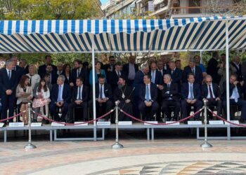 Ζωντανά από το Αγρίνιο η παρέλαση της 25ης Μαρτίου