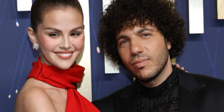 Μπένι Μπλάνκο: Απαντά στα επικριτικά σχόλια μετά το βίντεο με την Γκόμεζ να του φιλά την πατούσα του