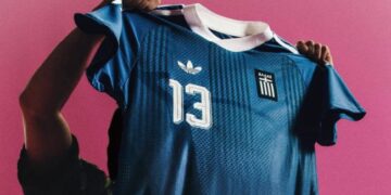 Εθνική Ελλάδος: Πολύ εντυπωσιακή και με retro στυλ η νέα εκτός έδρας φανέλα