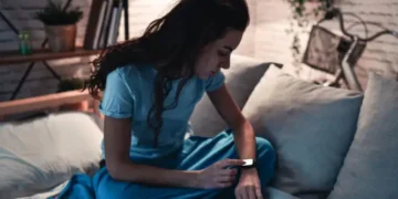 Σκλήρυνση κατά πλάκας: Τα «έξυπνα» ρολόγια μπορεί να δείχνουν την εξέλιξή της