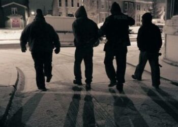 Αγρίνιο: Προβληματίζει η ευκολία που βγαίνουν μαχαίρια από ανήλικους