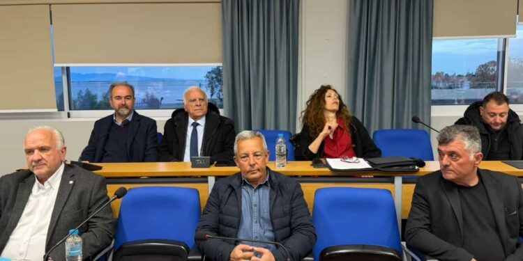 Κώστας Λύρος για Πανεπιστήμιο: Η δημοτική αρχή δεν έχει στάση ευθύνης και διεκδίκησης.