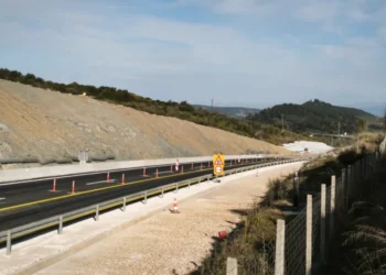 Ιόνια Οδός: Τέλος η ταλαιπωρία – Στην κυκλοφορία το τμήμα Άρτα-Αμφιλοχία με αμφιδρόμηση στη Συκούλα