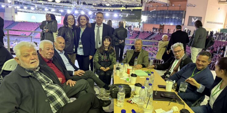 ΠΑΣΟΚ: Ζυμώσεις και «παιχνίδια» στην Αιτωλοακαρνανία την τελευταία ημέρα του συνεδρίου