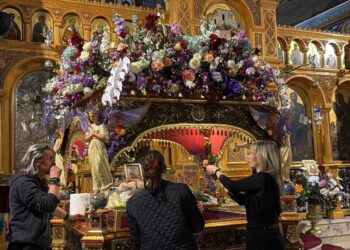 Μεγάλη Πέμπτη στην Αιτωλ/νία: Όταν στολίζονται οι Επιτάφιοι, το βράδυ της σιωπής και της κατάνυξης