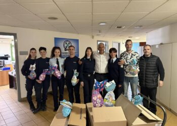 Ο Γιώργος Καλλιακμάνης, επισκέφθηκε τους αστυνομικούς της Δ.Α Ακαρνανίας, ενόψει των εορτών του Πάσχα.