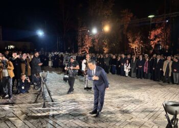 Γιώργος Παπαναστασίου: Φόρος τιμής στον Τύμβο των Ηρώων για τα 200 χρόνια από την Έξοδο