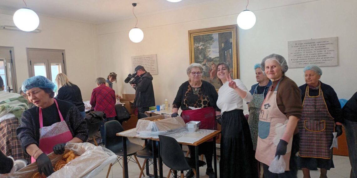 Αγρίνιο: Πάνω από 50 εθελόντριες ενώνουν δυνάμεις για το Πάσχα – Ένα συγκινητικό κύμα προσφοράς και αγάπης