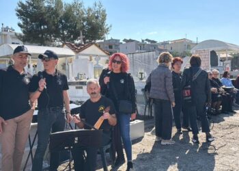 Συγκίνηση στο Αγρίνιο: Αναβίωσε το Ταφικό Έθιμο των Ποντίων στο κοιμητήριο Αγίου Κωνσταντίνου (ΒΙΝΤΕΟ)