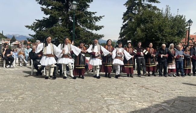 Το παραδοσιακό Γαϊτανάκι της Ανάληψης στον Δήμο Θέρμου