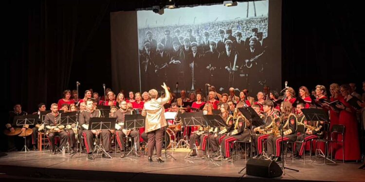 Μεγάλη επετειακή συναυλία στο Αγρίνιο – 130 χρόνια μουσικής ιστορίας και πολιτισμού (ΒΙΝΤΕΟ-ΦΩΤΟ)