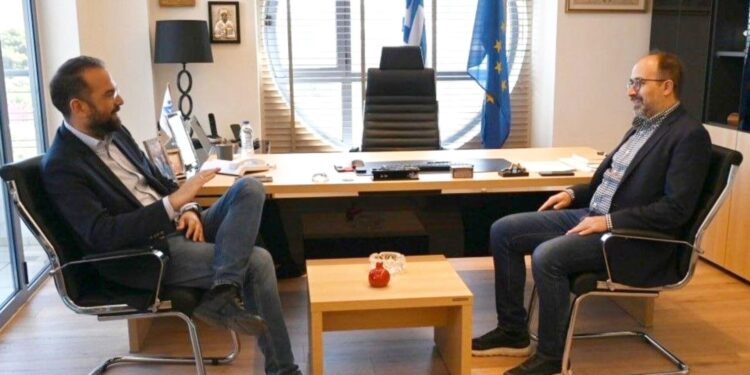 Συγχαρητήρια Φαρμάκη στον Χρήστο Μαυραγάνη για την εκλογή του στην προεδρία της ΠΟΑΣΥ