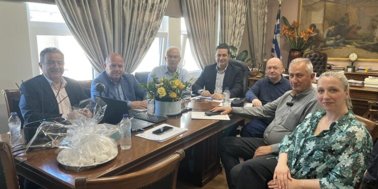 Σύσκεψη για το νέο πρόγραμμα LEADER της Τριχωνίδα Α.Ε. – Χρηματοδοτήσεις άνω του 1 εκατ. ευρώ για έργα στους Δήμους