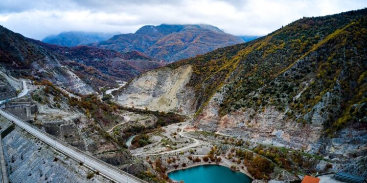 Νέα αναβολή στην εκδίκαση της υπόθεσης για την εκτροπή του Αχελώου