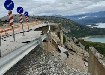 Δήμαρχος Αγράφων: Μεγάλο πρόβλημα ο κομμένος δρόμος στην Αλευράδα Αιτωλ/νίας